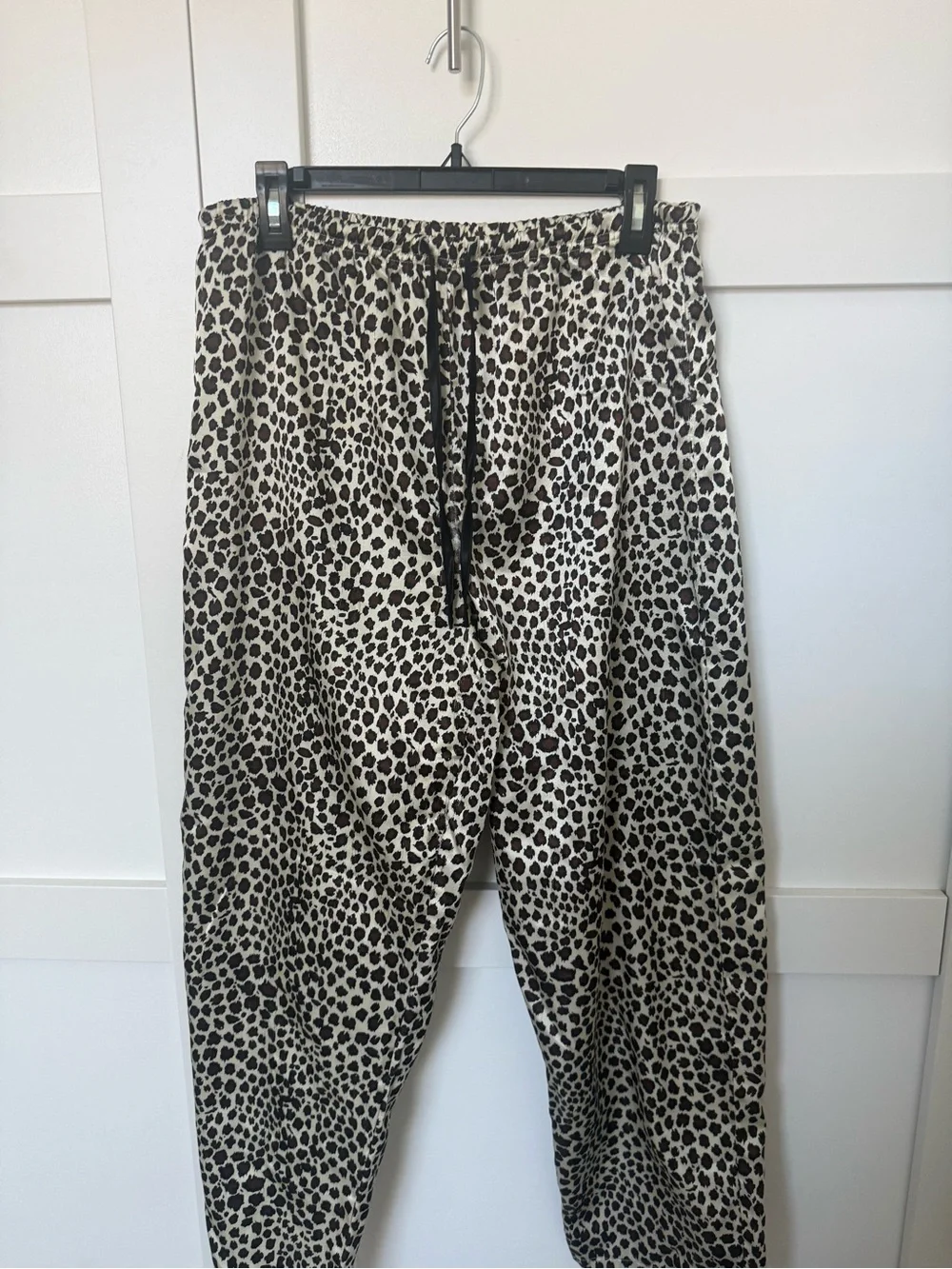Women’s Leopard Print Pajamas